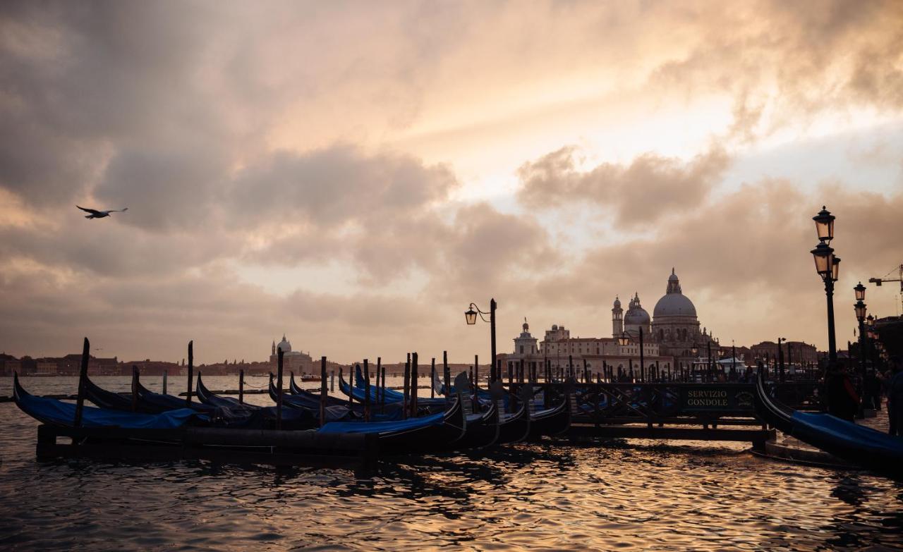 Riva Del Vin Boutique Hotel Venice Exterior photo